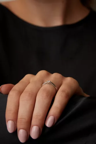 Ékszerpalota eljegyzési gyűrű 0.17ct zöld gyémánttal BRK 143 fehér arany 