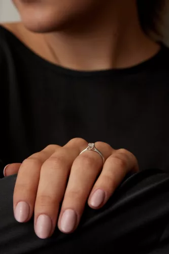 Ékszerpalota eljegyzési gyűrű 0,3ct gyémánttal BRK137 platina