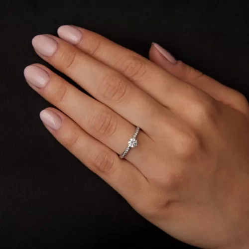 Ékszerpalota eljegyzési gyűrű 0,4ct rubinnal BRK197 fehér arany 