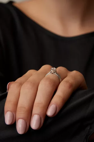 Ékszerpalota eljegyzési gyűrű szett 0.5ct G/VS gyémánttal EMB 006 platina 
