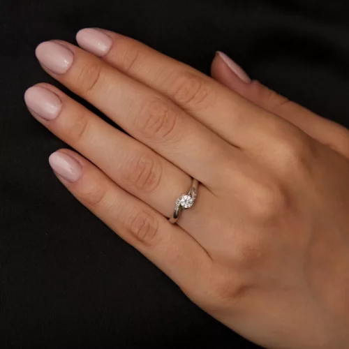 Ékszerpalota eljegyzési gyűrű 0,25ct gyémánttal OLG101 platina